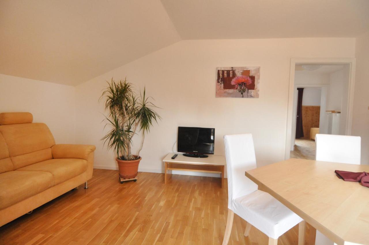 Melaniesguesthouse 4 Zimmerwohnung Caldaro Exterior photo